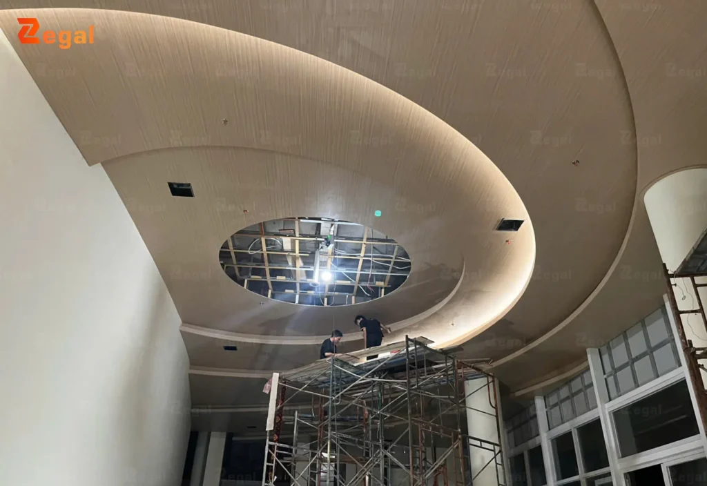 Trần tiêu âm không giúp tiết kiệm chi phí cho các hệ thống âm thanh