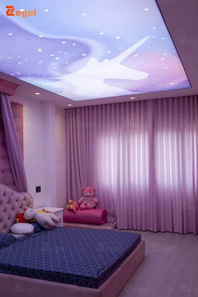 Lựa chọn thiết kế trần xuyên sáng phù hợp với phong cách nội thất