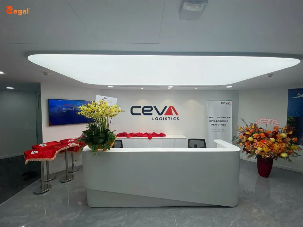 Trần xuyên sáng nhà dân giúp giảm thiểu sự mỏi mắt trong môi trường học tập hoặc làm việc