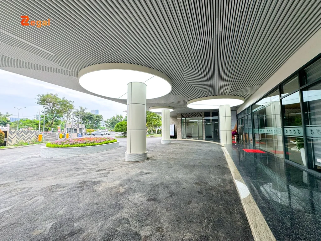 Nếu được thi công đúng chuẩn, trần xuyên sáng canopy có tuổi thọ cao