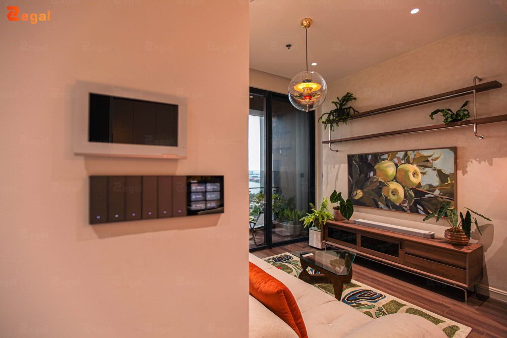 HCL là mô phỏng lại sự thay đổi của ánh sáng mặt trời trong không gian