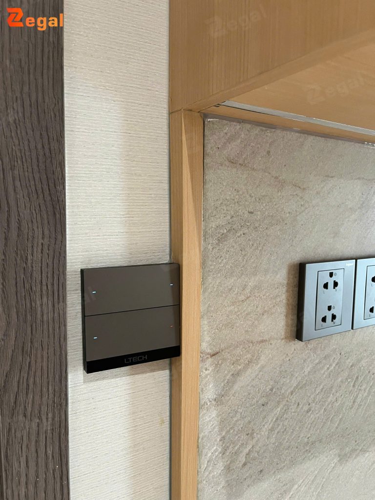 Công tắc LTECH hỗ trợ cá nhân hóa kịch bản chiếu sáng, tạo không gian nghỉ ngơi thoải mái và tiện nghi.