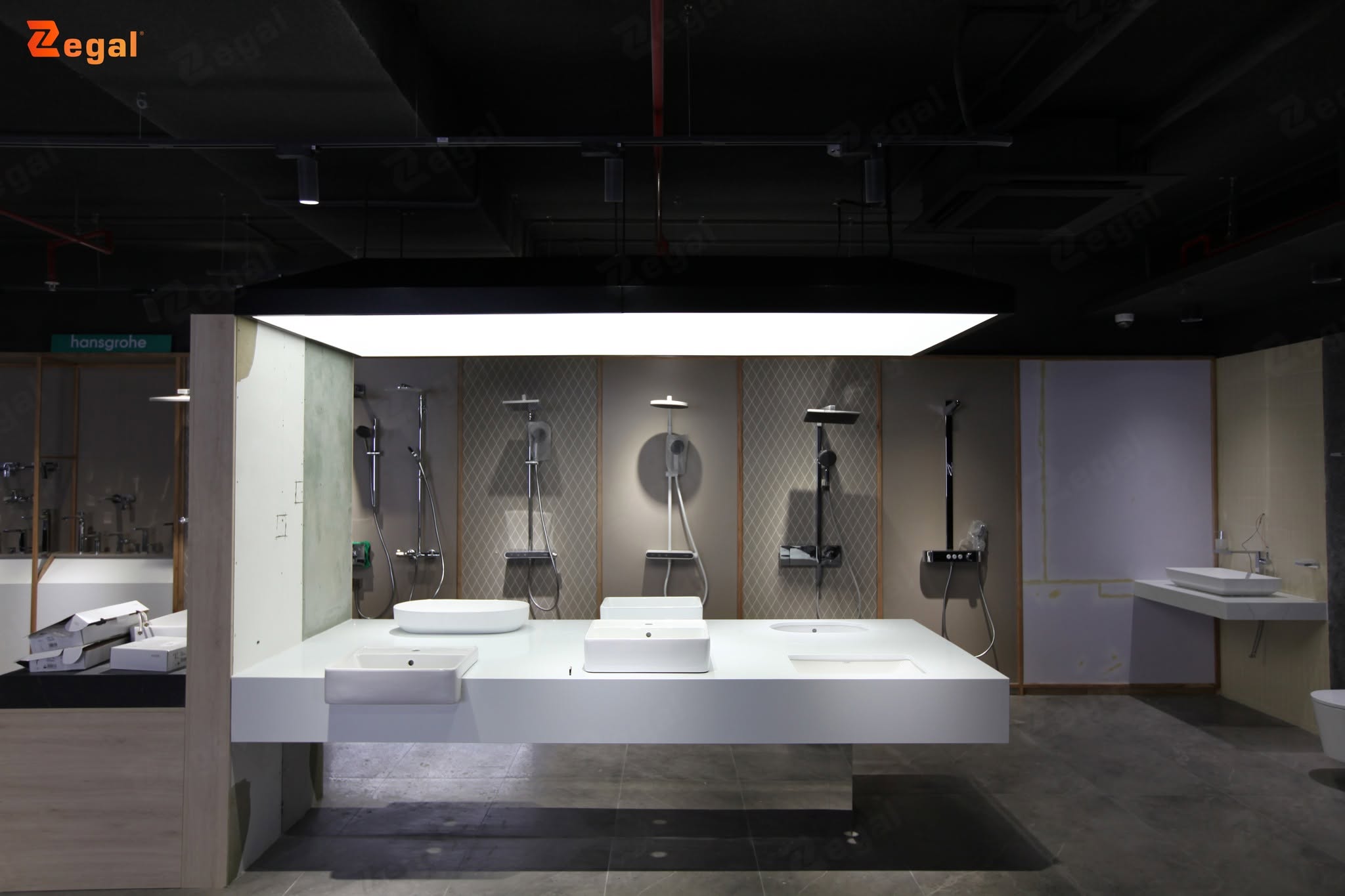 LED strip solutions combined with stretch ceilings create lighting accents for showrooms and commercial stores.